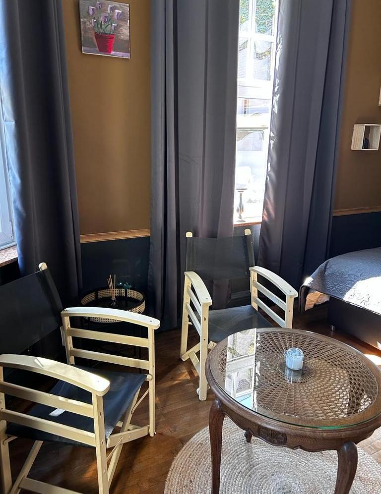 Monsieur Michel Hotel Dinant Bagian luar foto