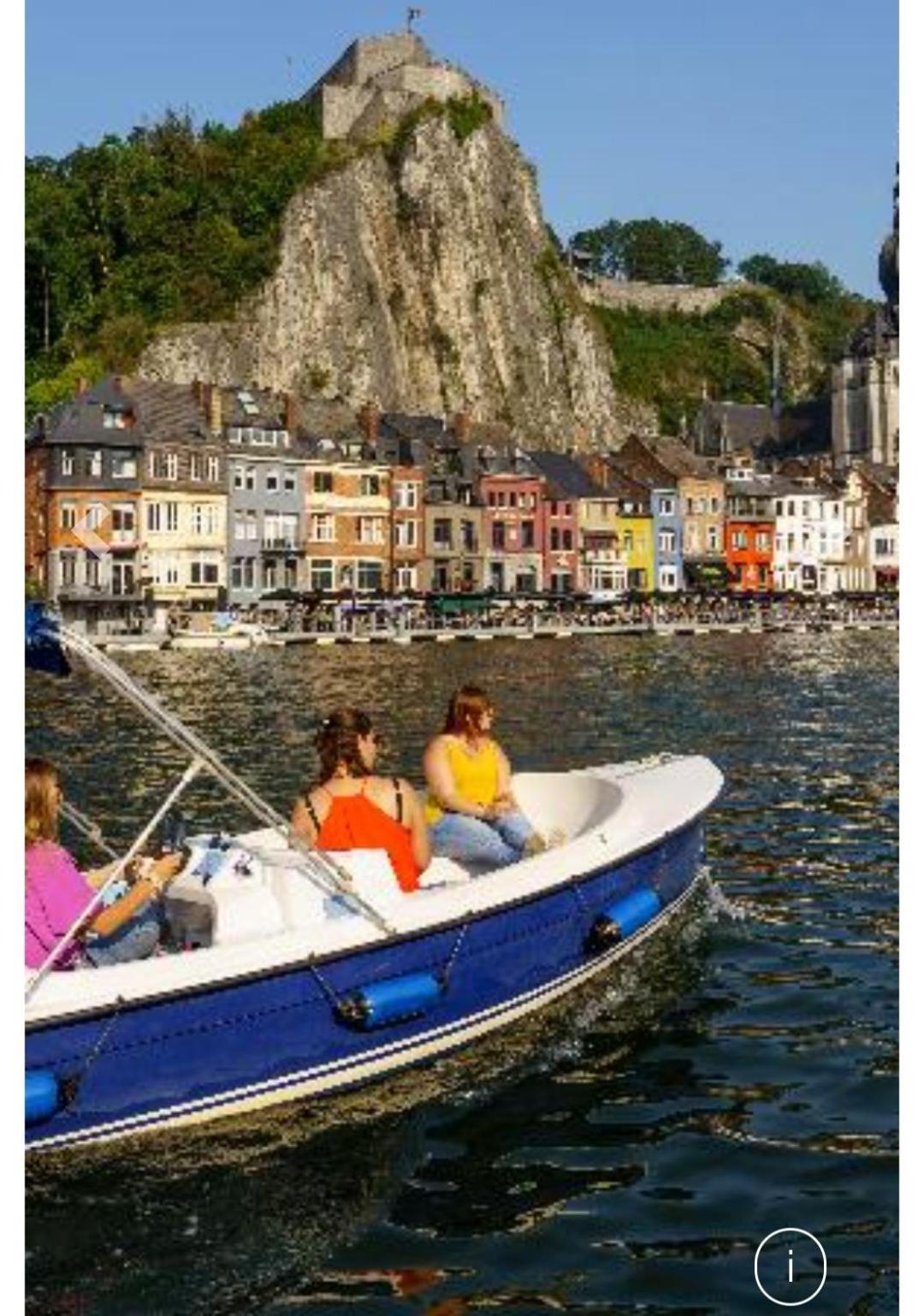 Monsieur Michel Hotel Dinant Bagian luar foto