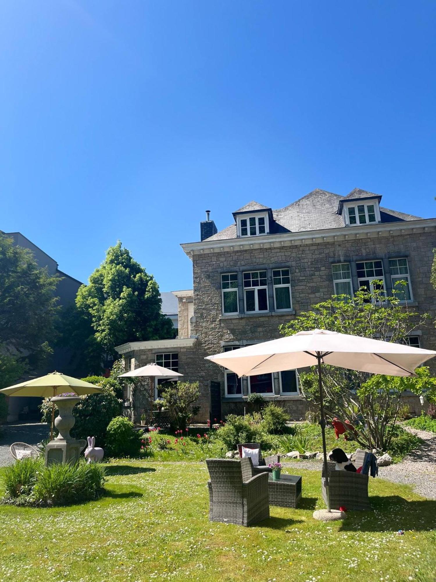 Monsieur Michel Hotel Dinant Bagian luar foto