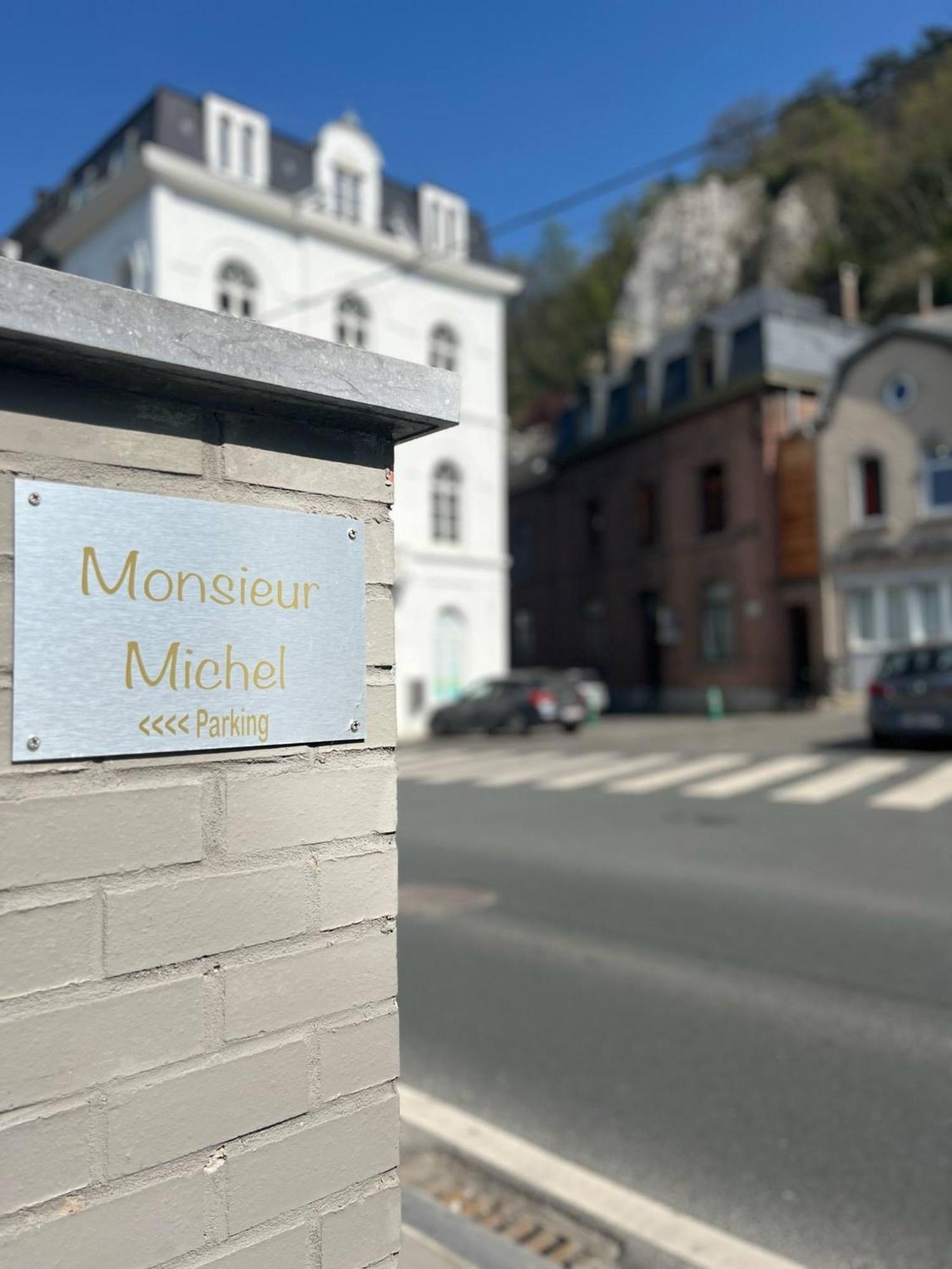 Monsieur Michel Hotel Dinant Bagian luar foto