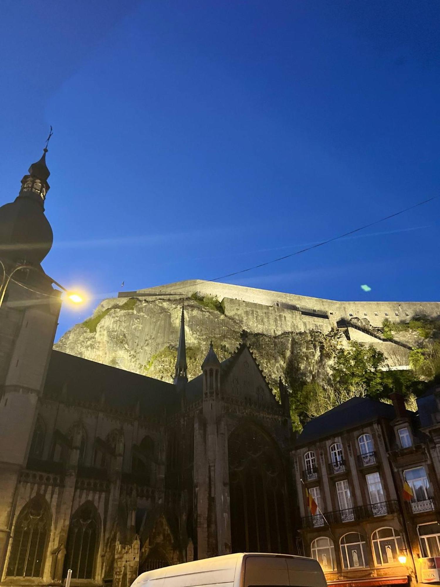 Monsieur Michel Hotel Dinant Bagian luar foto